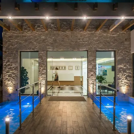 ホテル Cretan (adults Only) Paralia Kourna